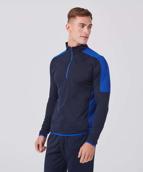 ¼ zip mid-layer with contrast panelling